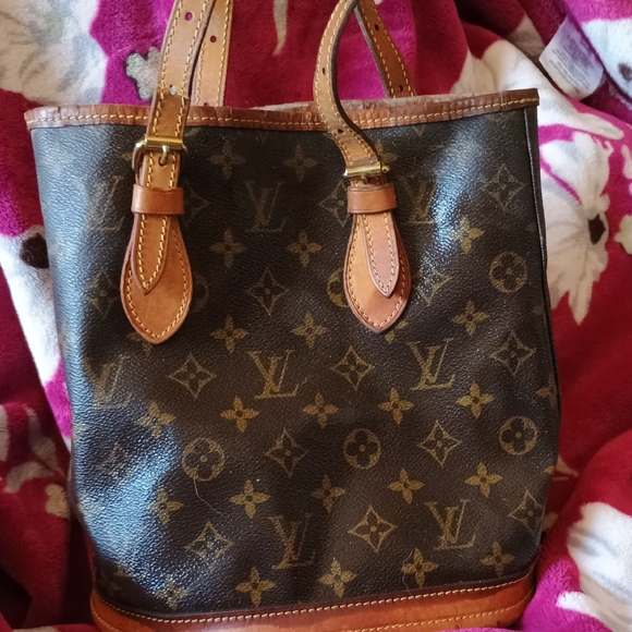 Louis Vuitton Handbags - Genuine Louis Vuitton Brown Monogram Tote Bag